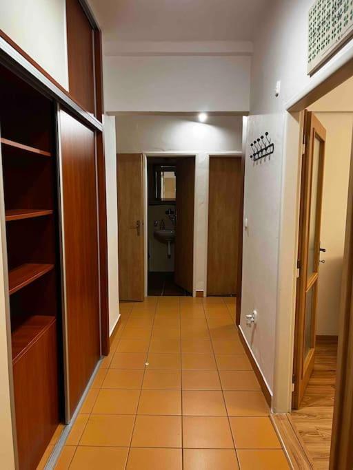 Rodinny Apartman Nedaleko Centra Banská Bystrica Exteriör bild